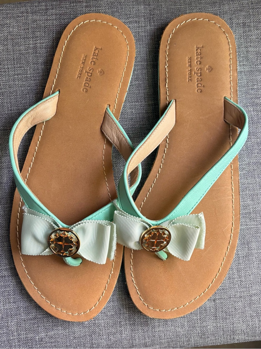 kate spade Mint Green Bow Thong Sandals with Gold Medallions - Picture 3 of 3